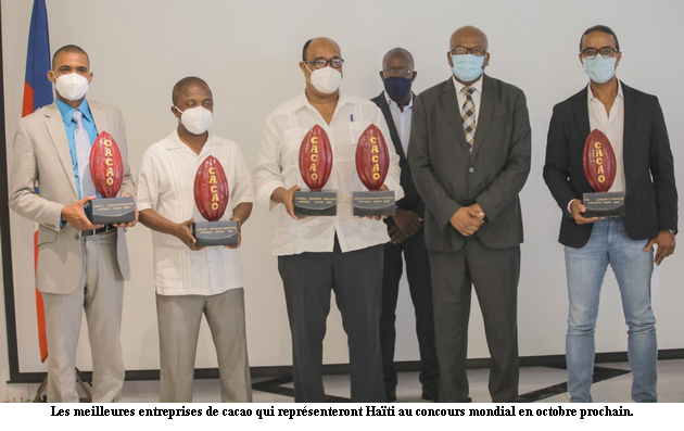 Concours « International Cocoa Awards: l’INCAH désigne les meilleurs échantillons de cacao du pays pour participer à ce concours mondial, en octobre prochain